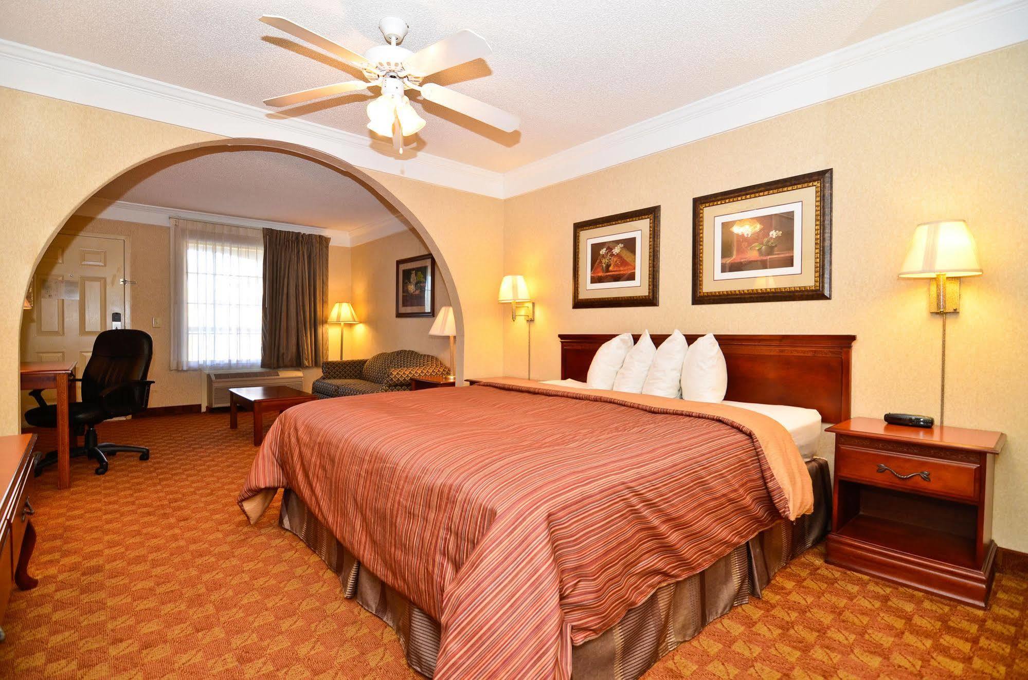 Best Western Hawkinsville Inn & Suites Εξωτερικό φωτογραφία